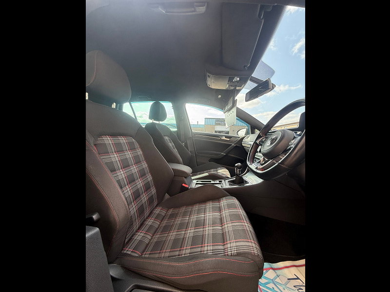 Volkswagen Golf 2.0 TSI BlueMotion Tech GTI Performance Hatchback 5dr Petrol Manual Euro 6 (s/s) (230 ps)