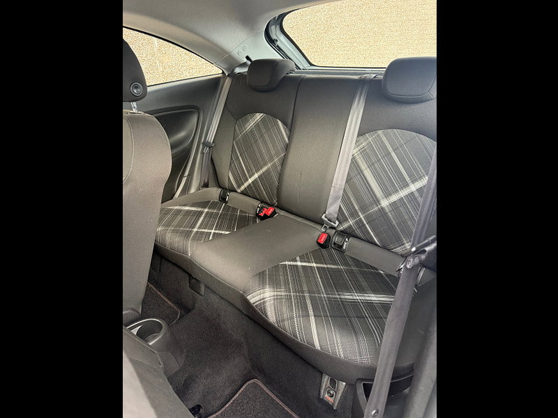 Vauxhall Corsa 1.2i SRi Hatchback 3dr Petrol Manual Euro 6 (70 ps)