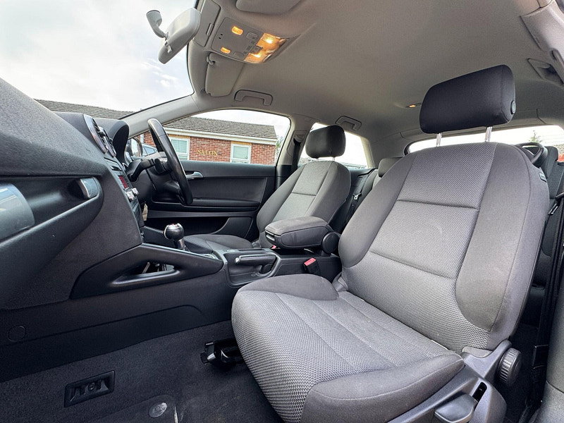 Audi A3 1.6 Technik Se Hatchback