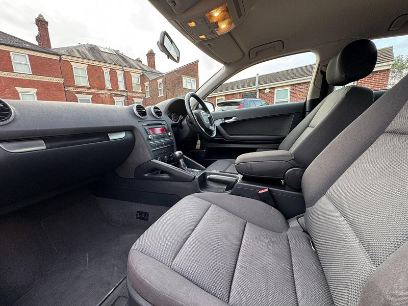Audi A3 1.6 Technik Se Hatchback