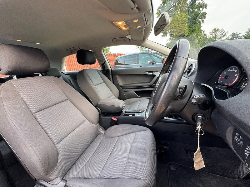 Audi A3 1.6 Technik Se Hatchback