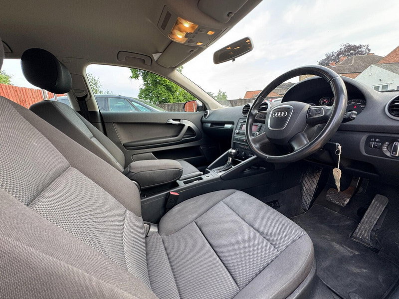 Audi A3 1.6 Technik Se Hatchback