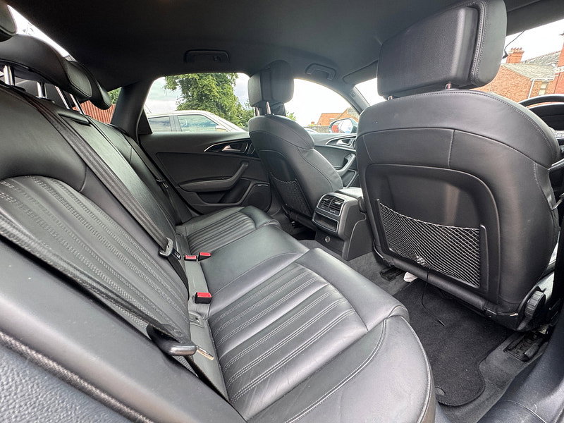 Audi A6 Saloon 2.0 TDI Black Edition Saloon 4dr Diesel Manual Euro 5 (s/s) (177 ps)