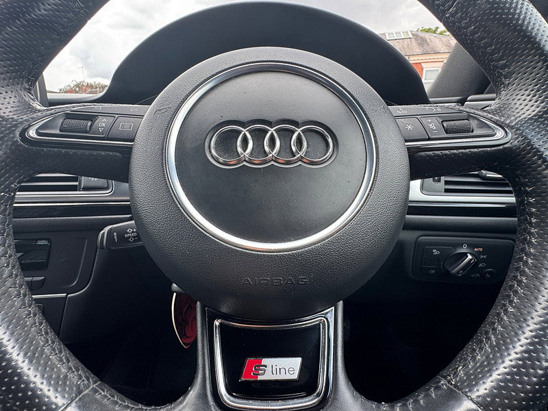 Audi A6 Saloon 2.0 TDI Black Edition Saloon 4dr Diesel Manual Euro 5 (s/s) (177 ps)
