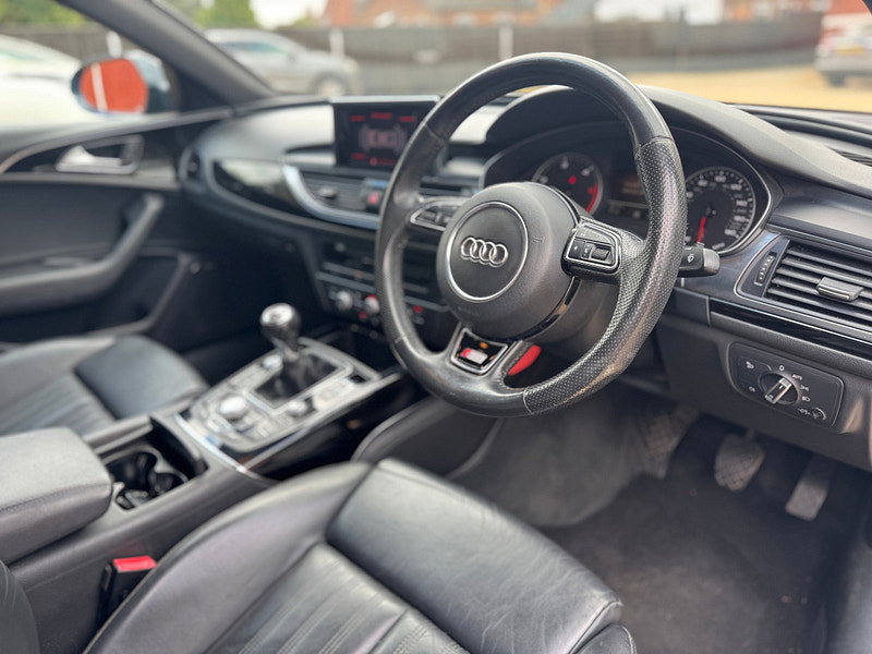 Audi A6 Saloon 2.0 TDI Black Edition Saloon 4dr Diesel Manual Euro 5 (s/s) (177 ps)