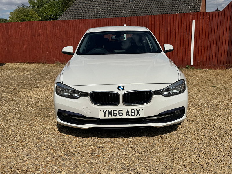 BMW 3 Series 2.0 320i Sport Saloon 4dr Petrol Auto Euro 6 (s/s) (184 ps)