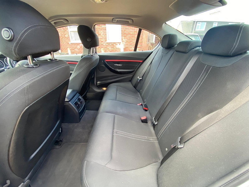 BMW 3 Series 2.0 320i Sport Saloon 4dr Petrol Auto Euro 6 (s/s) (184 ps)