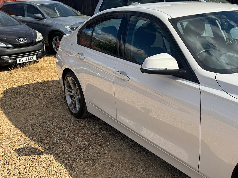 BMW 3 Series 2.0 320i Sport Saloon 4dr Petrol Auto Euro 6 (s/s) (184 ps)
