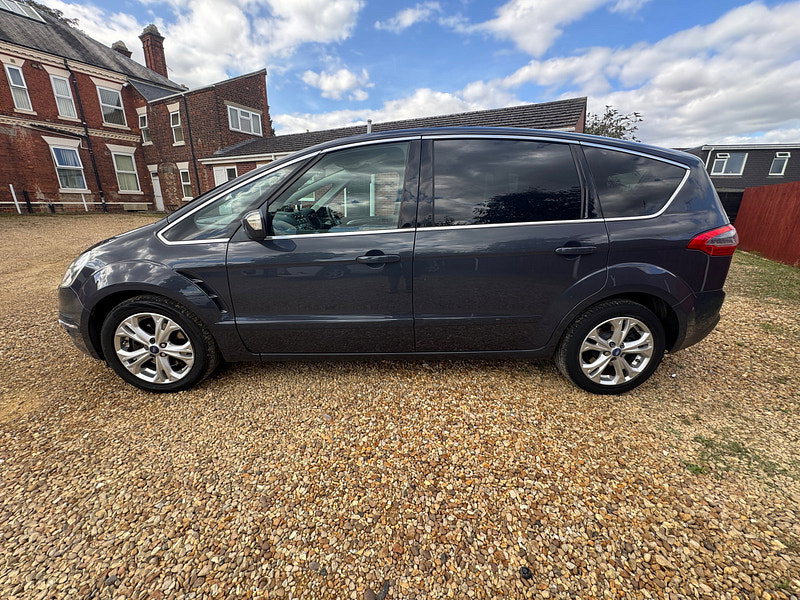 Ford S-Max 2.0 TDCi Titanium MPV 5dr Diesel Manual Euro 5 (140 ps)