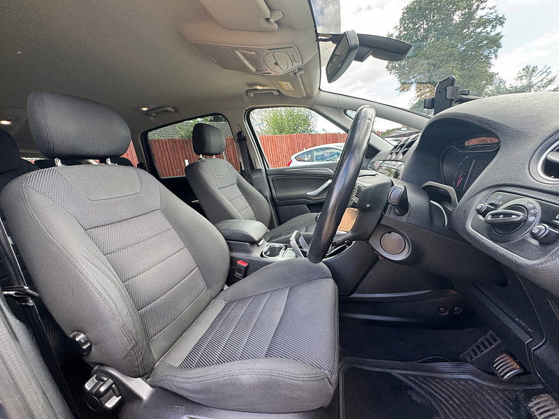 Ford S-Max 2.0 TDCi Titanium MPV 5dr Diesel Manual Euro 5 (140 ps)