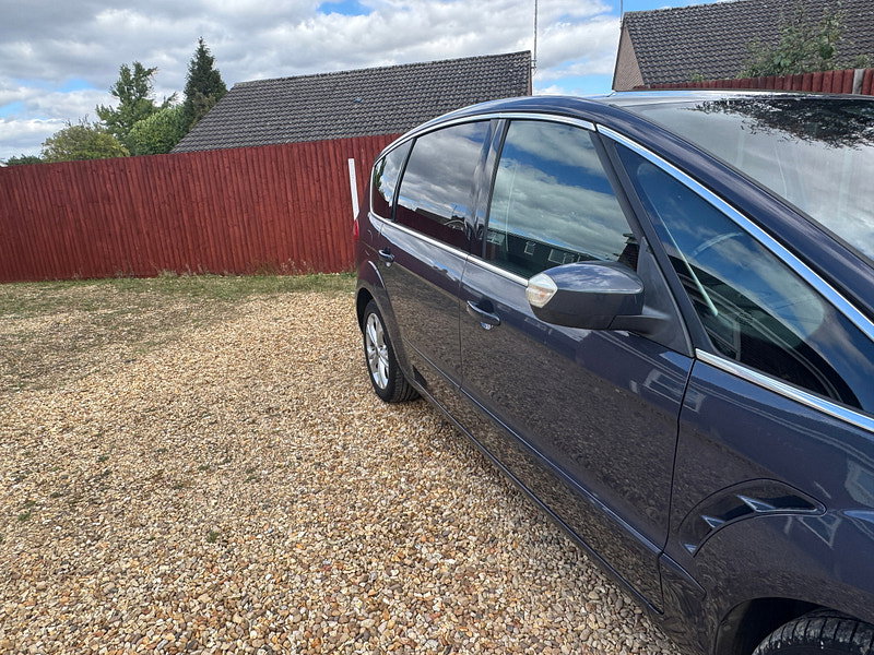 Ford S-Max 2.0 TDCi Titanium MPV 5dr Diesel Manual Euro 5 (140 ps)