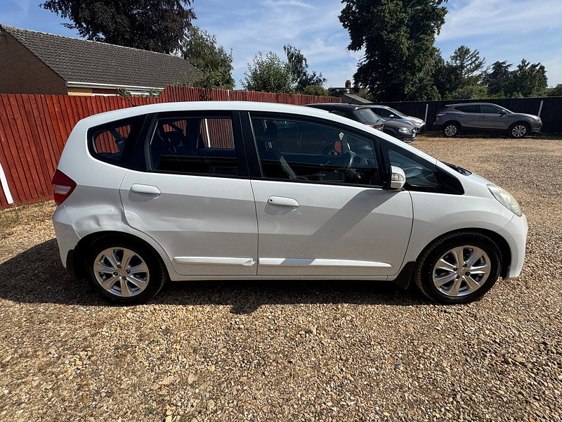 Honda Jazz 1.4 i-VTEC ES Hatchback 5dr Petrol Manual Euro 5 (99 ps)