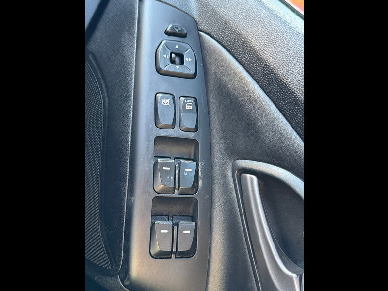 Hyundai IX35 1.6 GDi SE SUV 5dr Petrol Manual Euro 5 (135 ps)
