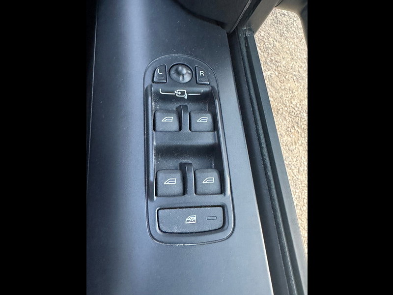 Land Rover Freelander 2 2.2 SD4 HSE SUV 5dr Diesel CommandShift 4WD Euro 5 (190 ps)