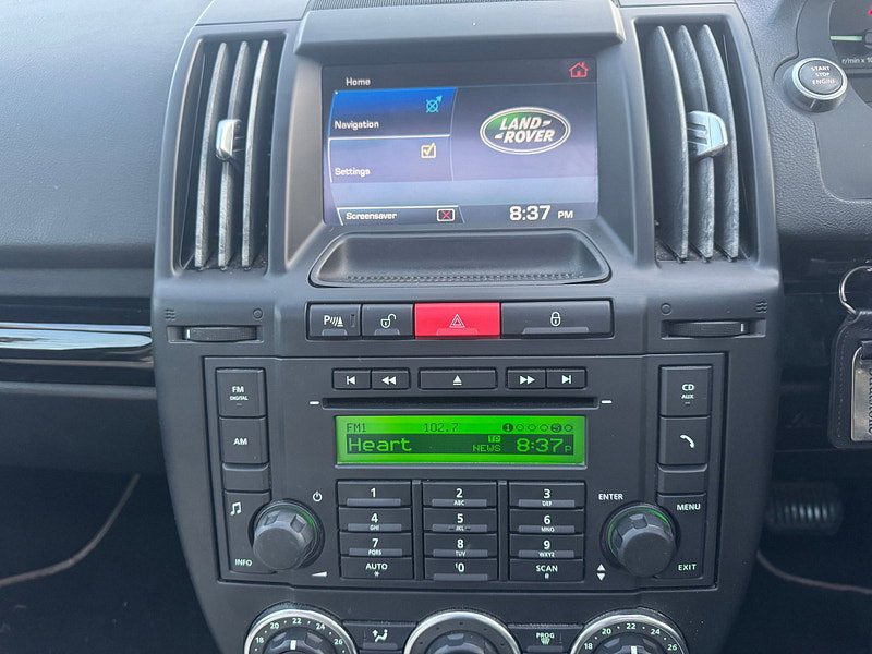 Land Rover Freelander 2 2.2 SD4 HSE SUV 5dr Diesel CommandShift 4WD Euro 5 (190 ps)