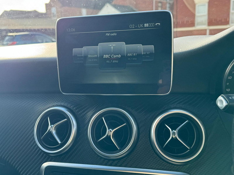Mercedes-Benz A Class 1.5 A180d Amg Line (executive) Hatchback
