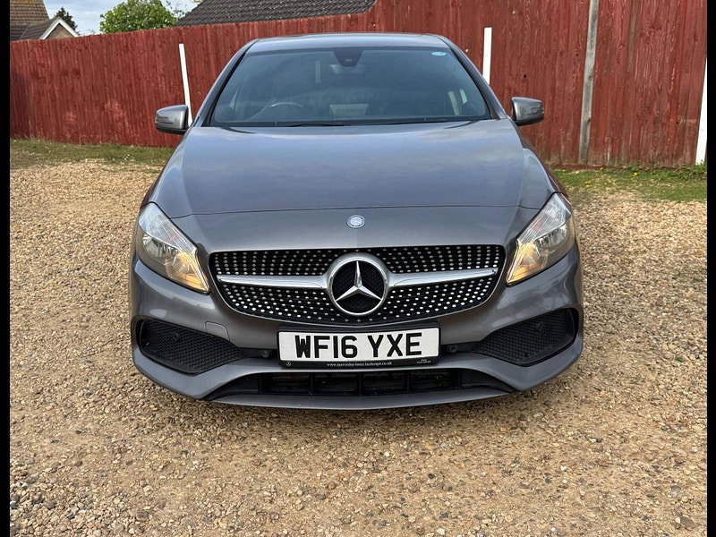 Mercedes-Benz A Class 1.5 A180d Amg Line (executive) Hatchback