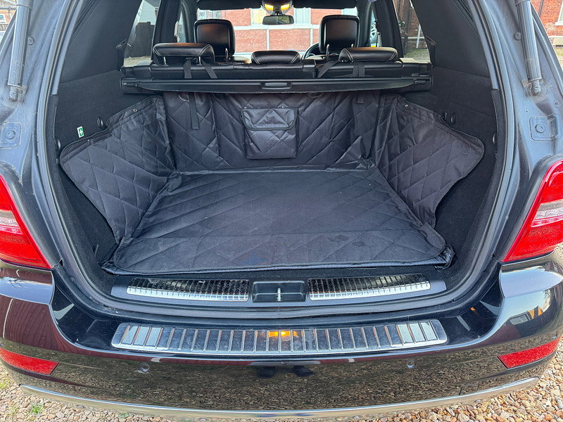 Mercedes-Benz M Class 3.0 ML300 CDI V6 BlueEfficiency Grand Edition SUV 5dr Diesel G-Tronic 4WD Euro 5 (204 ps)