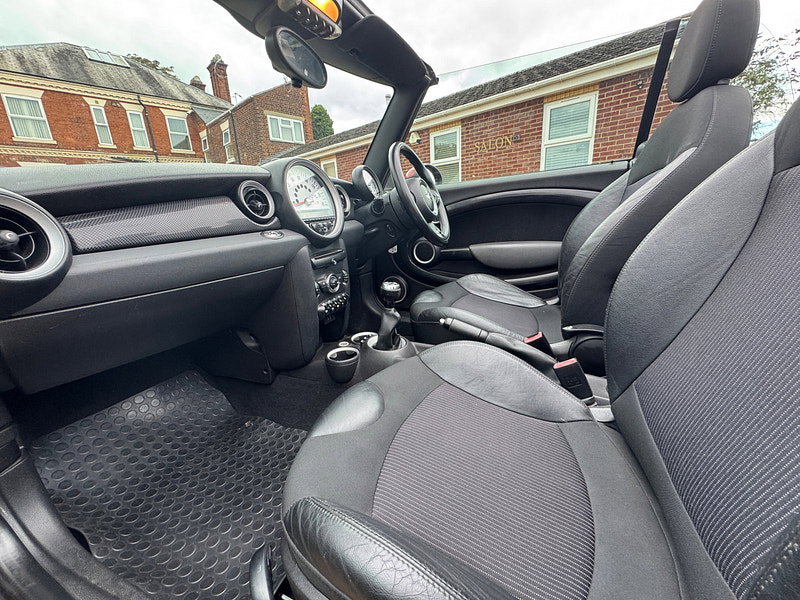 MINI Convertible 1.6 Cooper S Convertible 2dr Petrol Manual Euro 5 (s/s) (184 ps)