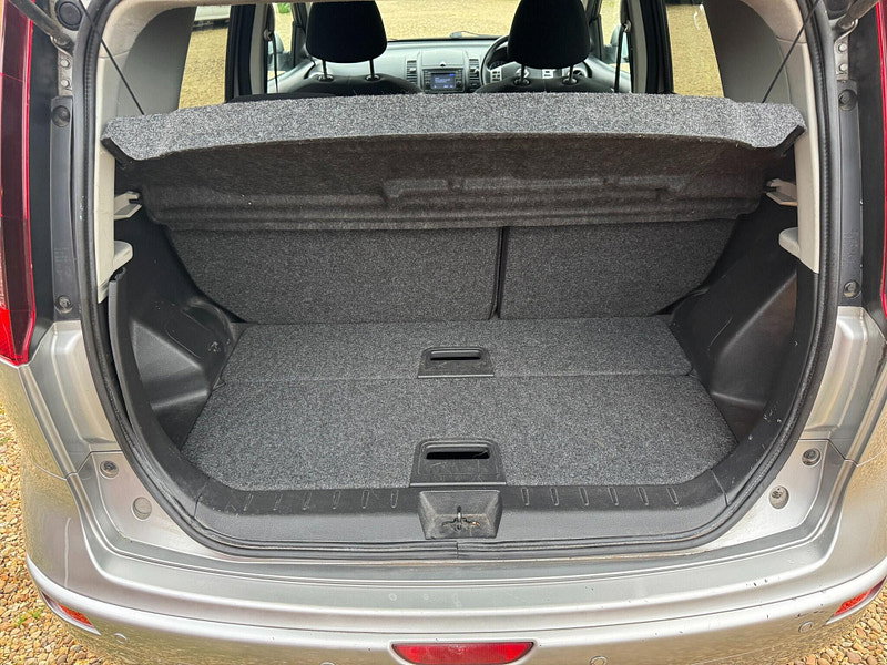 Nissan Note 1.4 16v N-tec Hatchback