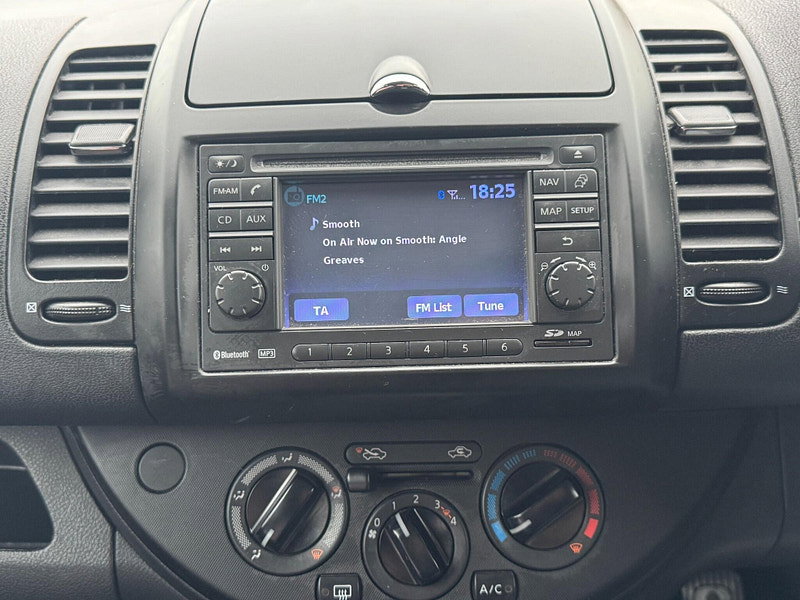 Nissan Note 1.4 16v N-tec Hatchback