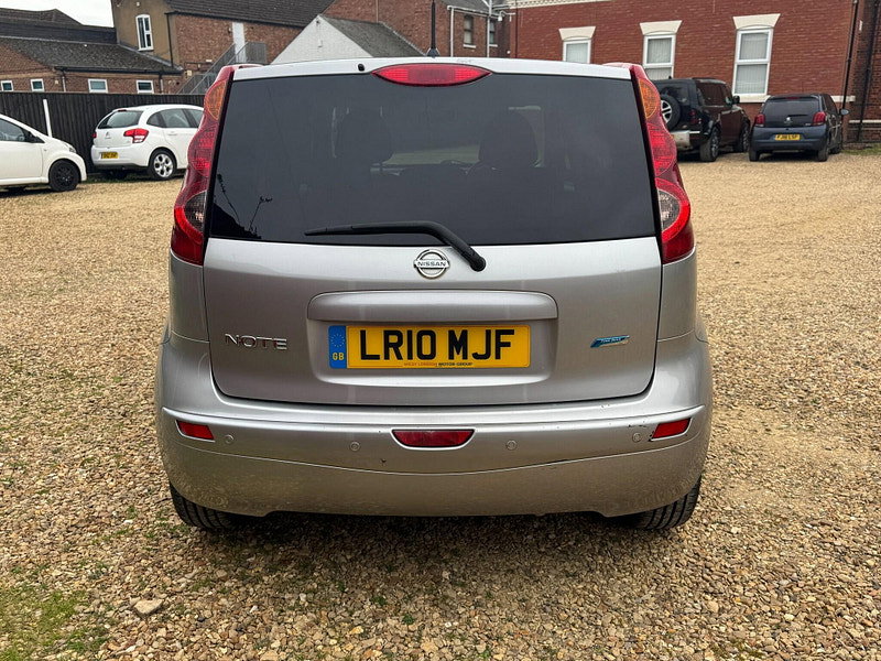 Nissan Note 1.4 16v N-tec Hatchback