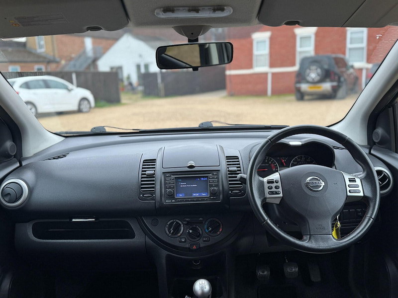 Nissan Note 1.4 16v N-tec Hatchback