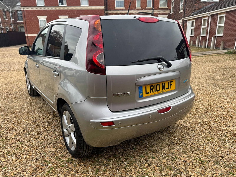 Nissan Note 1.4 16v N-tec Hatchback