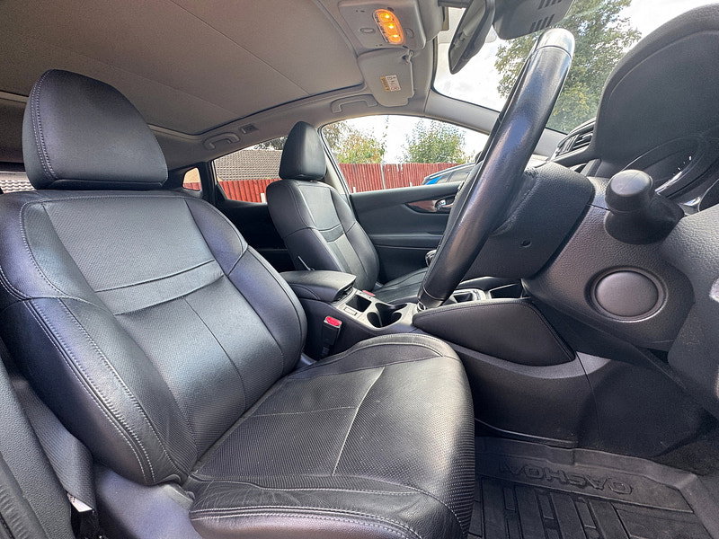 Nissan Qashqai 1.6 dCi Tekna SUV 5dr Diesel Manual 4WD Euro 6 (s/s) (130 ps)