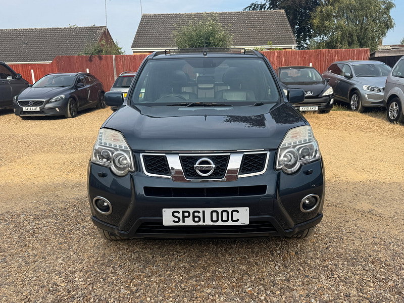 Nissan X-Trail 2.0 dCi Tekna SUV 5dr Diesel Auto 4WD Euro 5 (150 ps)