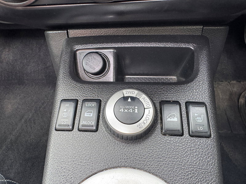 Nissan X-Trail 2.0 dCi Tekna SUV 5dr Diesel Auto 4WD Euro 5 (150 ps)