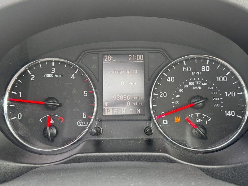 Nissan X-Trail 2.0 dCi Tekna SUV 5dr Diesel Auto 4WD Euro 5 (150 ps)