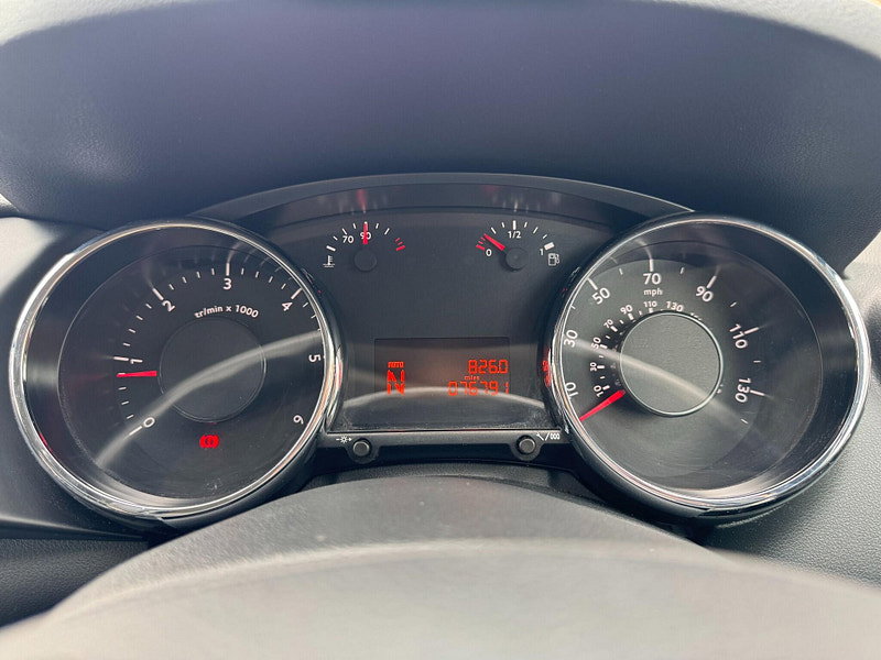 Peugeot 3008 1.6 E-hdi Active Suv