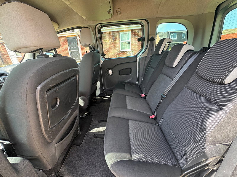Renault Kangoo 1.5 dCi Dynamique TomTom MPV 5dr Diesel Manual Euro 5 (90 ps)