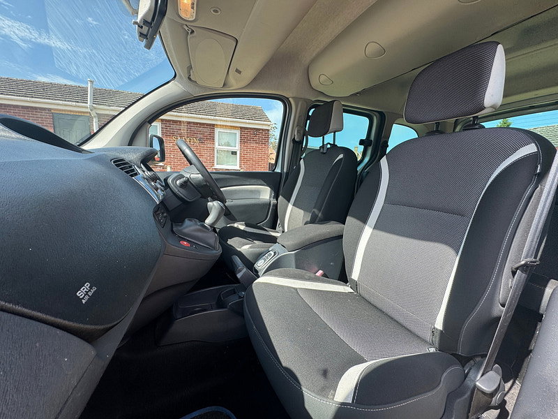 Renault Kangoo 1.5 dCi Dynamique TomTom MPV 5dr Diesel Manual Euro 5 (90 ps)
