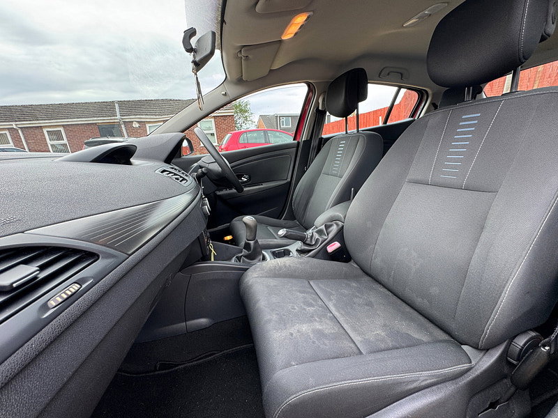 Renault Megane 1.6 16v Expression Hatchback