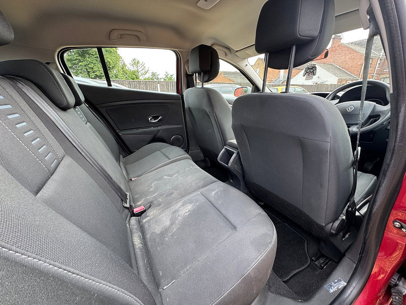 Renault Megane 1.6 16v Expression Hatchback