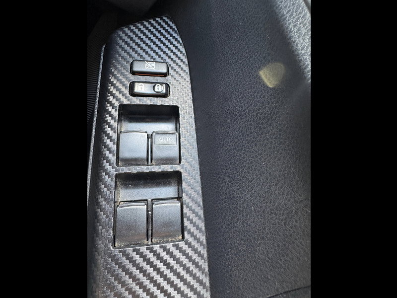 Toyota RAV4 2.2 D-4D Invincible SUV 5dr Diesel Manual 4WD Euro 5 (150 ps)