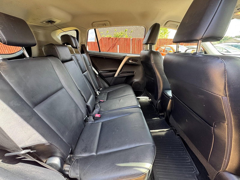 Toyota RAV4 2.2 D-4d Invincible Suv