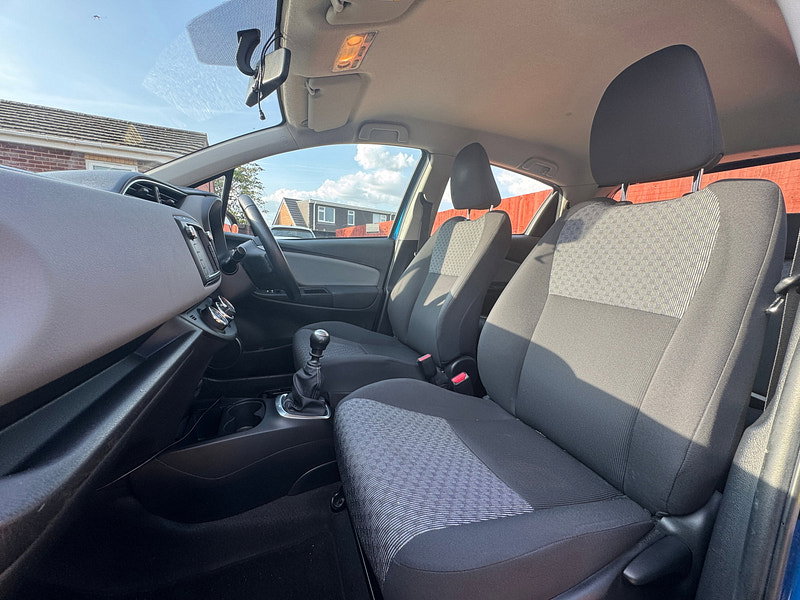 Toyota Yaris 1.33 Dual VVT-i Icon Hatchback 5dr Petrol Manual Euro 5 Euro 5 (99 ps)