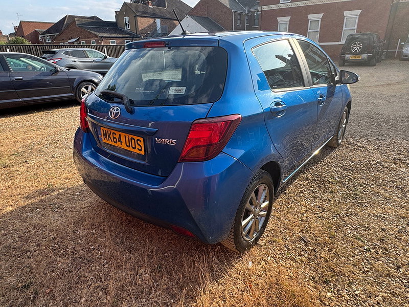 Toyota Yaris 1.33 Dual VVT-i Icon Hatchback 5dr Petrol Manual Euro 5 Euro 5 (99 ps)