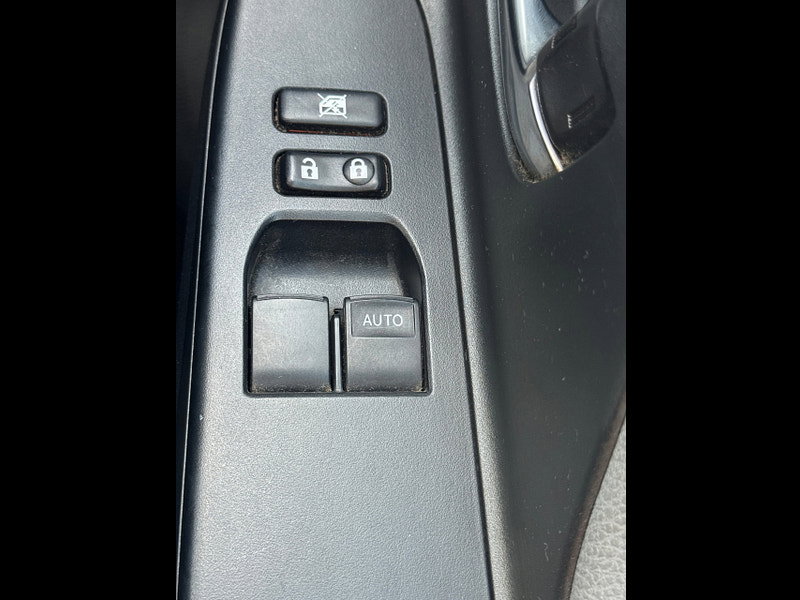 Toyota Yaris 1.33 Dual VVT-i Icon Hatchback 5dr Petrol Manual Euro 5 Euro 5 (99 ps)