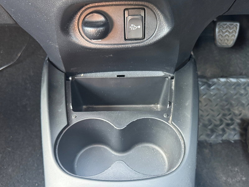 Toyota Yaris 1.33 Dual VVT-i Icon Hatchback 5dr Petrol Manual Euro 5 Euro 5 (99 ps)