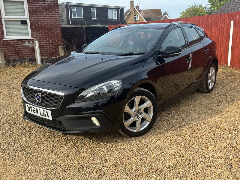 Volvo V40 Cross Country 1.6 D2 Lux Nav Hatchback 5dr Diesel Powershift Euro 5 (s/s) (115 ps)