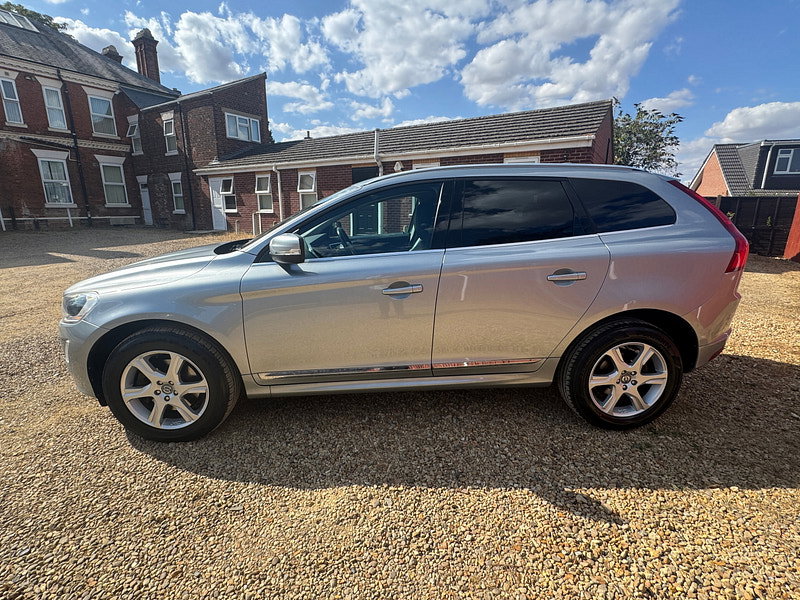 Volvo XC60 2.4 D4 SE Lux SUV 5dr Diesel Manual AWD Euro 5 (s/s) (181 ps)