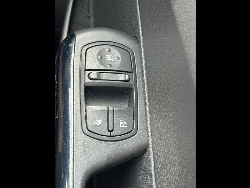 Vauxhall Corsa 1.2 16V Active Hatchback 5dr Petrol Manual Euro 5 (85 ps)