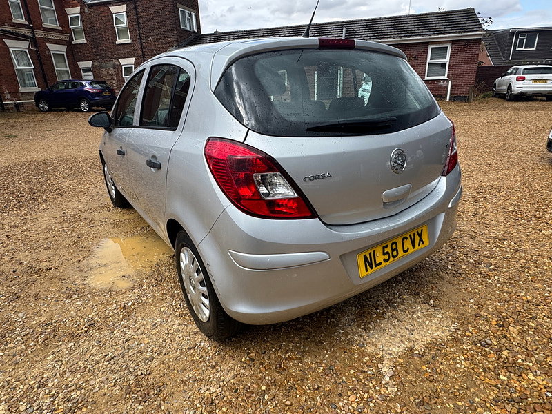 Vauxhall Corsa 1.2i 16v Life Hatchback 5dr Petrol Manual (139 g/km, 79 bhp)