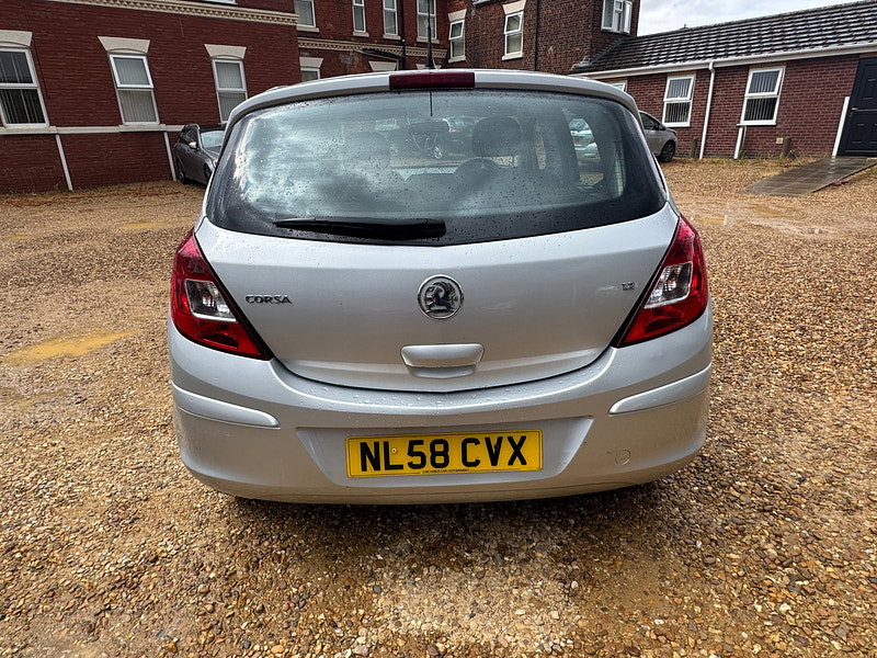 Vauxhall Corsa 1.2i 16v Life Hatchback 5dr Petrol Manual (139 g/km, 79 bhp)