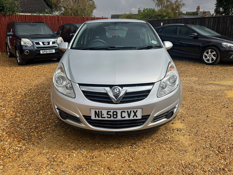 Vauxhall Corsa 1.2i 16v Life Hatchback 5dr Petrol Manual (139 g/km, 79 bhp)