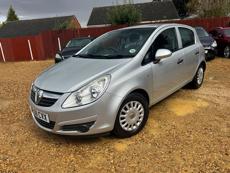 Vauxhall Corsa 1.2i 16v Life Hatchback 5dr Petrol Manual (139 g/km, 79 bhp)
